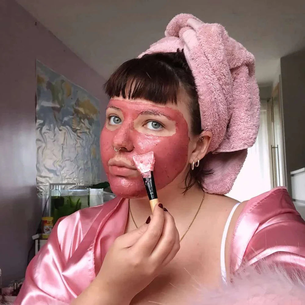 Illuminating Mask Oil
